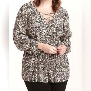 Torrid paisley print baby doll blouse!